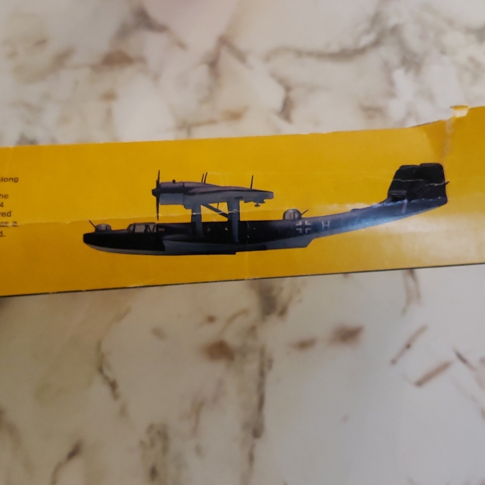 Model airplane - Picture 8 of 8